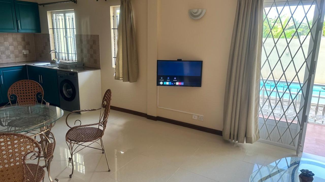 Ibis - Ground Floor - Summersun - Baie, Pereybere شقة